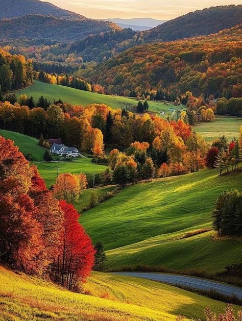 The Green Mountains, Vermont 🇺🇲 Green Mountains Vermont, Vermont Autumn, Vermont Mountains, Mountain Aesthetic, Green Mountains, Green Mountain, Natural Scenery, Fall Pictures, Nature Beautiful