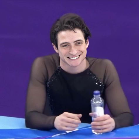 Scotty T, Virtue And Moir, Tessa Virtue Scott Moir, Tessa And Scott, Scott Moir, Skating Aesthetic, Spin Out, Jack And Elizabeth, Ice Dance