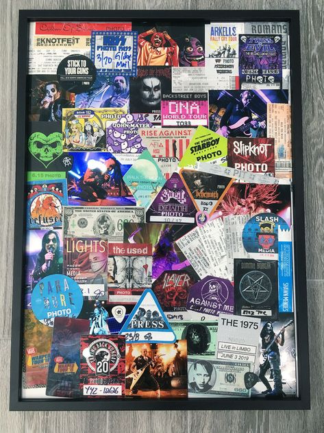 Concert Ticket Stubs Display, Display Concert Tickets, Concert Ticket Collage, Concert Ticket Display Ideas, Concert Wristband Display, Concert Collage Ideas, Music Memorabilia Display Ideas, Ticket Display Ideas, Ticket Stub Ideas