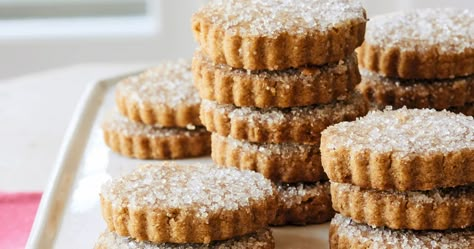 Martha Stewart makes shortbread cookies even better with brown butter Cookies Brown Butter, Cookies Pudding, Butter Shortbread Cookies, Today Show Recipes, Butter Shortbread, Cookies Dough, Cookies Shortbread, Sweet Potato Biscuits, Pudding Ice Cream