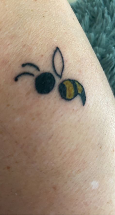 Bee Semi Colon, Animal Themed Tattoos, Bumble Bee Semicolon, Bumble Bee Semi Colon Tattoo, Bumble Bee Semicolon Tattoo, Semi Colon Bird Tattoo, Matching Semi Colon Tattoos, Colon Tattoo Ideas, Cute Semi Colon Tattoos