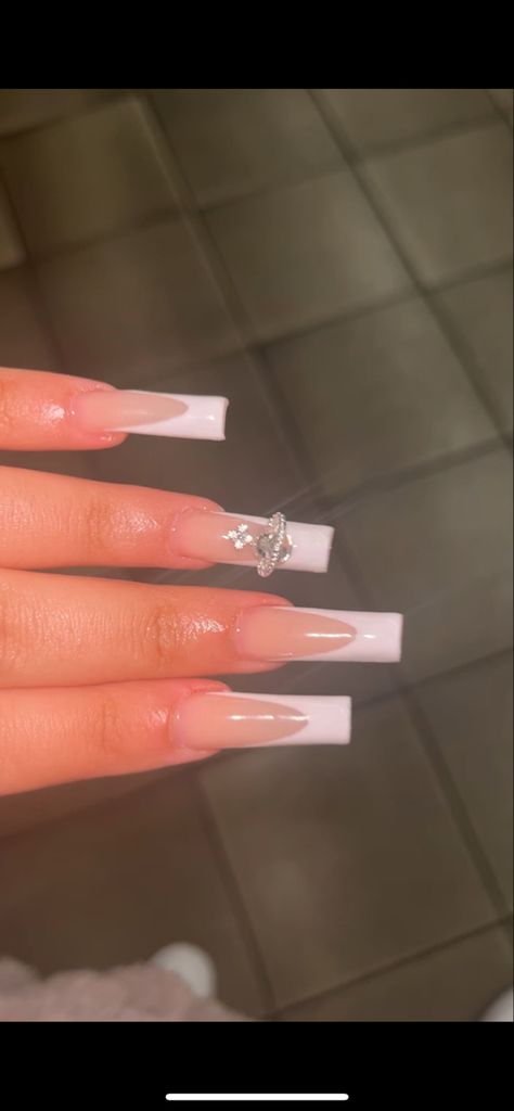 White French Tip Black Women, Long French Tip Nails With Charms, Birthday Nails Charms, White French Tip Nails With Cross Charm, Cute Nails Square Medium, Long White French Tip Nails With Design, Nails Inspo Medium, White French Tip Nails With Charms, White French Tip With Charms