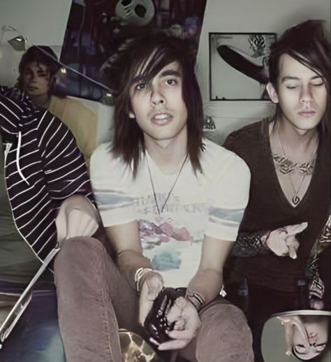 Pierce The Veil, The Veil, Veil, Avatar, Music, Vic Fuentes