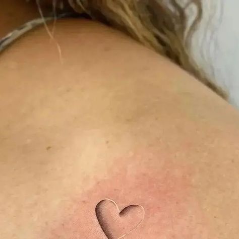 Black Tattoos Blackwork 🏆 on Instagram: "Love this piece Follow @1blacktattoos ♡♡ Thoughts? 🤩 comment what you think? Credits: @gregory_tattoo Tag your inked Friends 📍 #3dtattoo #hearttattoo #lovetattoo #shouldertattoo #minimaltattoo #smalltattoo #cutetattoo #tattooinspiration" 3d Tattoo, Minimal Tattoo, Love Tattoos, Heart Tattoo, Shoulder Tattoo, What Is Love, Black Tattoos, Cute Tattoos, What You Think