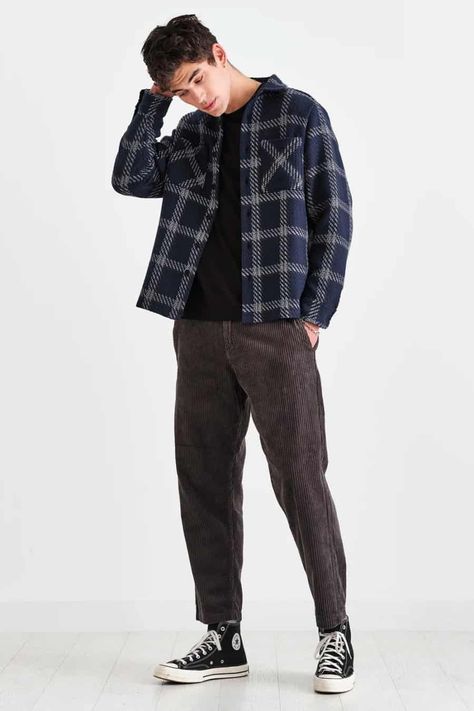 Flannel With Shorts, Blue Flannel Outfits Men, Purple Flannel Outfit, Blue Flannel Outfit, Flannel Outfits Fall, Flannel Shirt Outfit, Flannel Outfit, Blue Flannel Shirt, Cut Blazer