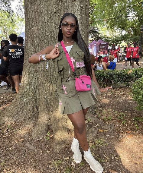 Pretty Wednesday Outfit Hbcu, Aka Probate Outfits, Aka Sorority Pictures, Alpha Kappa Alpha Clothing, Aka Apparel, Sorority Room, Sorority Pictures, Aka Sorority Gifts, Wednesday Outfit