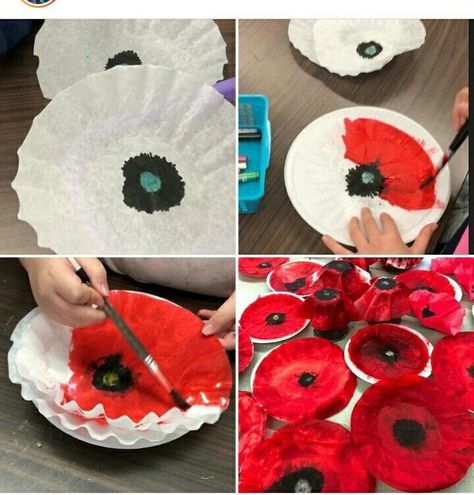 Poppy Display Ideas School, Poppy Display School, Poppy Display Ideas, Remembrance Crafts, Remembrance Poppies, Memorial Day Poppies, Poppy Craft For Kids, Veterans Day Poppy, Canada Day Crafts