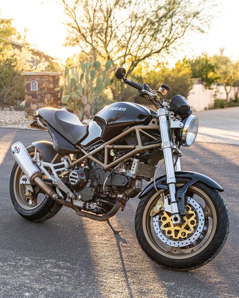 Photo of a Ducati Monster 900 during a sunset in Phoenix, AZ Ducati Monster 696, Monster 696, Ducati Monster, Gear Head, Vroom Vroom, Phoenix Az, Ducati, Phoenix, Cafe