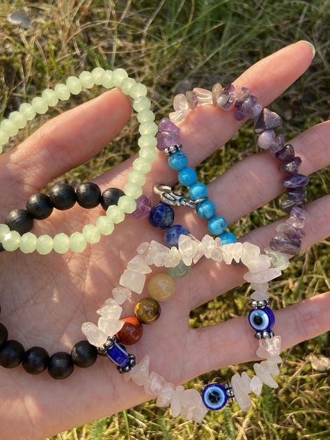 Spiritual Beaded Jewelry, Spiritual Jewelry Aesthetic, Crystal Bracelets Aesthetic, Bracelets Grunge, Crystal Jewelry Aesthetic, Grunge Bracelets, Bracelet Grunge, Funky Bracelets, Cristal Bracelet