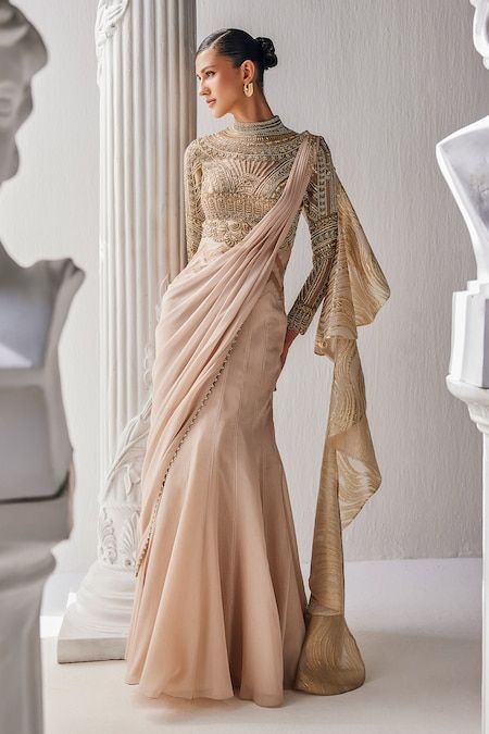 Buy Gold Braso Organza Embroidered Zardosi Shimmer Chiffon Pre-draped Saree Gown For Women by Mandira Wirk Online at Aza Fashions. Floral Work Blouse, Draped Saree Gown, Saree Gowns, Draped Saree, Cotton Saree Designs, Drape Gowns, Gown For Women, High Fashion Dresses, Saree Gown