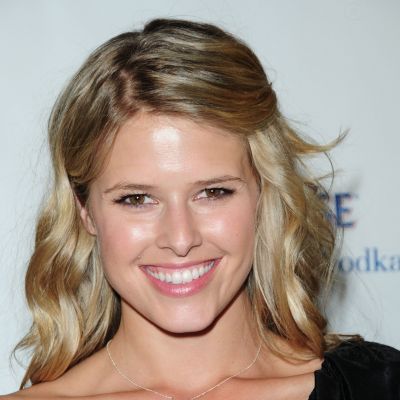 Sarah Wright Sarah Wright Olsen, Sarah Wright, The House Bunny, Jennifer Hawkins, Made Of Honor, Eric Christian Olsen, 36th Birthday, 7th Heaven, Spin Out