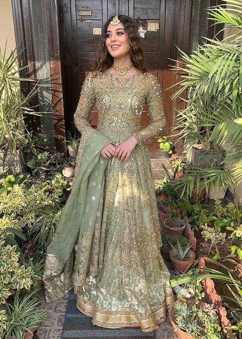 Walima Dresses Pakistani For Sisters, Laraib Rahim, Dress For Bride Sister, Walima Dresses Pakistani, Kanwal Malik, Sister Wedding Dress, Nikah Dress, Walima Dress, Desi Wedding Dresses