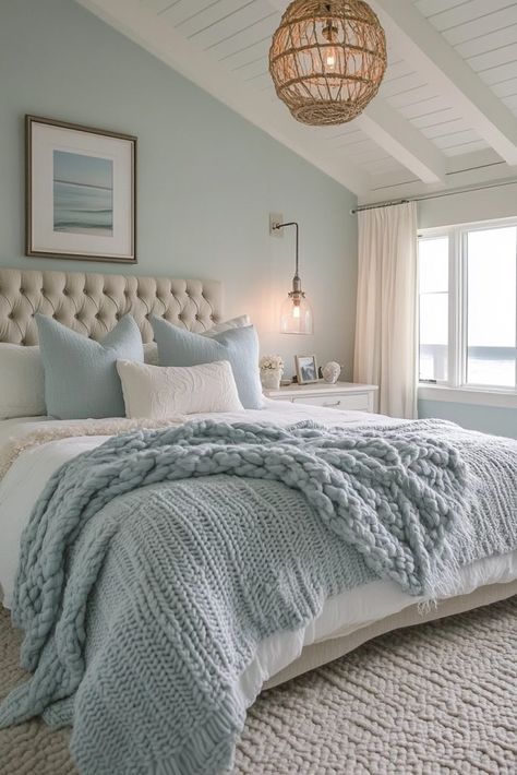 Seaside Bedroom Ideas, Coastal Guest Bedroom, Seaside Bedroom, Beach Inspired Bedroom, Coastal Room, Inspired Bedroom, Tranquil Retreat, Beautiful Houses Interior, Serene Bedroom