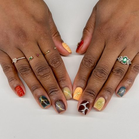 Freestyle set 🤭😍😍 Acrylic overlay: $67 Intricate designs x10: $50 Total: $117 Gel Nail Designs Colorful, Acrylic Overlay Designs, Cool Nail Designs For Short Nails, Nails 777, Maximalist Short Nails, Green Freestyle Nails Short, Short Natural Acrylic Nails, Short Nail Freestyle, Funky Nails 2024