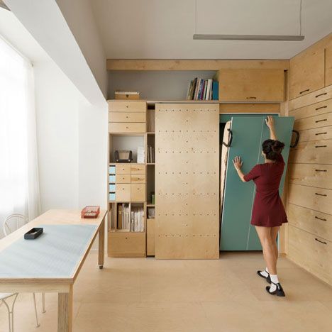 *shoes Design Casa Piccola, Space Watch, Expand Furniture, Mini Loft, Micro Apartment, Farmhouse Interior Design, Folding Beds, Compact Living, Tiny Spaces