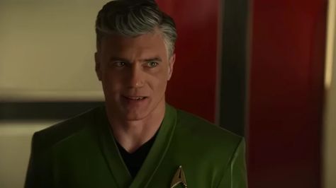 Majel Barrett, Star Trek Snw, Gene Roddenberry, Captain Pike, Green Uniform, Star Trek Strange New Worlds, Anson Mount, Color Television, The Orville