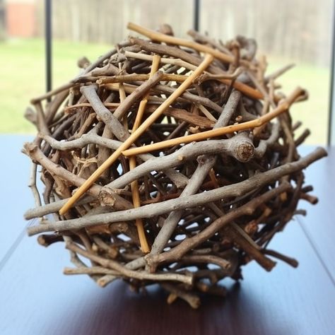 Collect some twigs from outside and make these 8 pretty DIYs Twig Balls Diy, Grapevine Craft Ideas, Crafts With Branches And Twigs, Twig Sculpture Diy, Twig Baskets Diy, Diy Sticks Decor, Nature Display Ideas, Crafts Made From Nature, Crafts With Branches