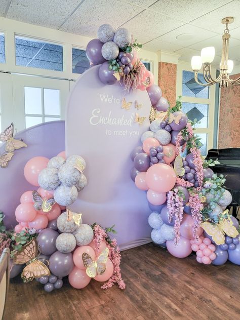 Speak Now Enchanted, Fairytale Baby Shower, Butterfly Baby Shower Decorations, Creative Baby Shower Themes, Lavender Baby Showers, Butterfly Baby Shower Theme, Fairy Baby Showers, Baby Shower Theme Decorations, Creative Baby Shower