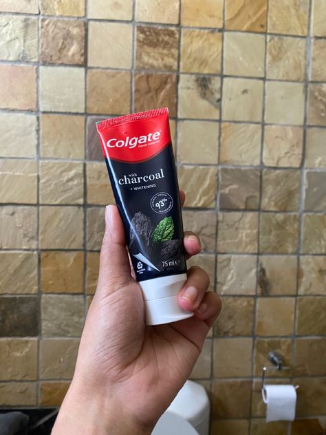 Colgate Charcoal Toothpaste, Charcoal Toothpaste, Men's Wear, Natural Ingredients, Beverage Can, Self Care, Flamingo, Body Care, Toothpaste