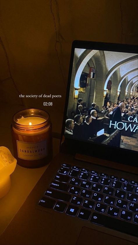 Fall Aesthetic Cozy, Netflix Chill, Night Movie, Fall Mood Board, Aesthetic Cozy, Instagram Creative Ideas, Movie Time, Dead Poets Society, Candle Aesthetic