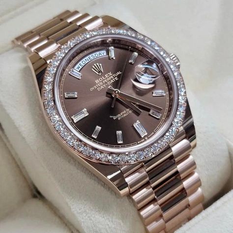 Rolex Day-Date 40 Listing: $64,999 Rolex NEW 2024 Day-Date 40 Chocolate Baguette Factory Diamond..., Reference number 228345RBR; Rose gold; Automatic; Condition New; Year 2024; Watch with original Rolex Day Date Rose Gold, Chocolate Baguette, Diamond Reference, Betty Boop Jewelry, Diamond Watches Women, Rolex Diamond, Chocolate Diamond, Gold Diamond Watches, Rolex Watches Women