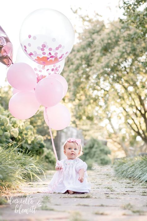 1st Birthday Photo Shoot Ideas, Birthday Photo Shoot Ideas, 2nd Birthday Photos, Pink First Birthday, Baby Birthday Photoshoot, First Birthday Photography, 1st Birthday Photo, Birthday Photo Shoot, 1st Birthday Pictures