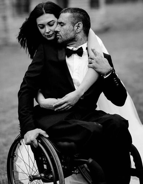 Wheelchair Poses, Wheelchair Wedding, Wheelchair Photography, Romantic Photoshoot, Romantic Wedding Photography, Wedding Outfit Men, Wedding Picture Poses, Photography Pics, Bridal Poses