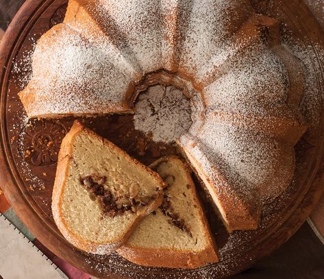 You'll be the envy of the bake sale with this richly spiced Pumpkin Spice Bundt Cake. Find our Homemade Pumpkin Spice Recipe here. Pumpkin Spice Bundt Cake, Spice Bundt Cake, Pecan Coffee Cake, Pumpkin Bundt Cake, Pumpkin Spice Recipe, Homemade Pumpkin Spice, Coconut Pecan, Spiced Pumpkin, Pumpkin Pecan