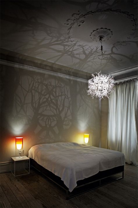 A Chandelier that Projects Tree Shadows!!!!!!! Design Ložnic, Light Sculpture, Design Del Prodotto, Cool Ideas, The Ceiling, Design Case, My New Room, The Room, 인테리어 디자인