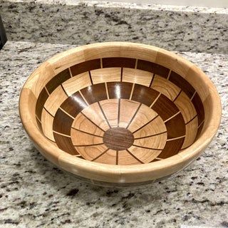 Turning a Segmented Bowl : 15 Steps (with Pictures) - Instructables Segmented Bowls Patterns, Lathe Woodworking Projects, Segmented Woodturning, Segmented Bowls, Large Wood Bowl, Segmented Turning, Turned Bowls, Wooden Vases, Woodturning Ideas