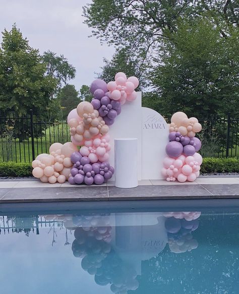 Baloon Garland, Balloon Ring, Balloon Flower Decorations, Lilac Balloons, Luxury Baby Shower, Sweet 15 Party Ideas Quinceanera, Balloon Gifts, Baby Shower Theme Decorations, Pastel Balloons