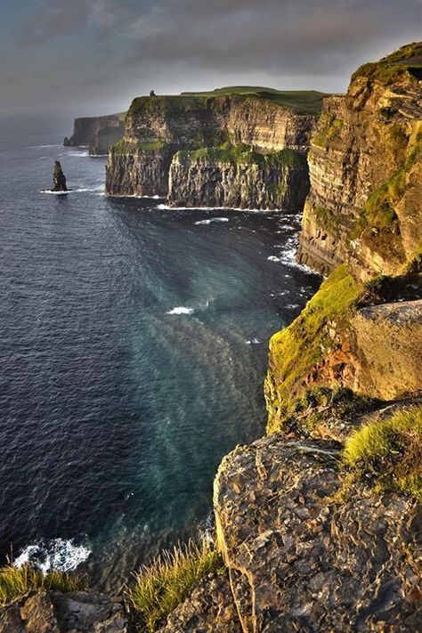 Cliffs of Moher Ireland 2018 - JS [4000x6000] Ireland Background, Ireland Landscape Nature, Ireland Wallpaper, Ireland Nature, Ireland Cliffs, Cliffs Of Moher Ireland, Ireland Aesthetic, Ireland Photography, Ireland Landscape