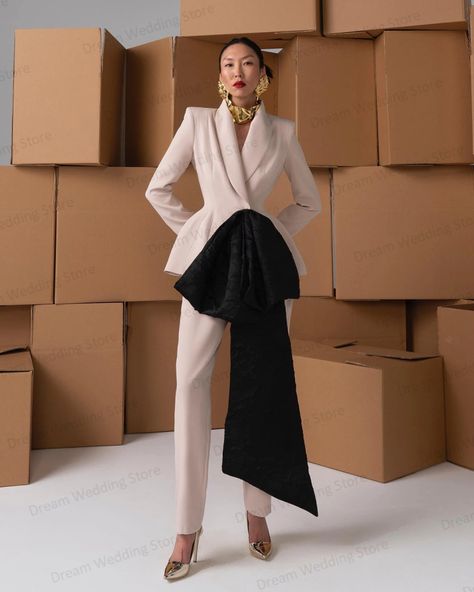 Suits Unique, Women Suit Pants, Lady Jacket, Tuxedo Women, Wedding Women, Formal Office, Kids Dress Patterns, Waterproof Pants, Ladies Blazer