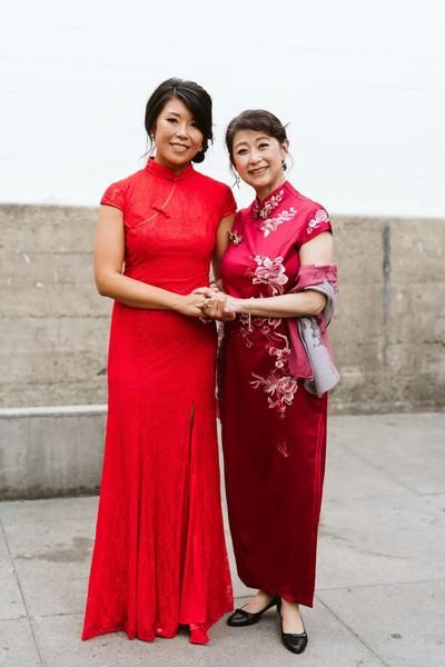 Chinese Formal Dress, Red Cheongsam Dress, Qipao Wedding Dress, Modern Chinese Wedding Dress, Tea Ceremony Dress, Modern Chinese Wedding, Chinese Wedding Decor, Chinese Wedding Dress, Sf Wedding