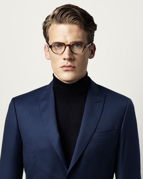 Jimmy wears blazer Marciano by Guess, turtleneck sweater Scapa, and glasses Tom Ford. Turtleneck With Blazer Men, Turtleneck With Blazer, Shirt Under Sweater Outfit, Turtleneck Suit, Turtleneck And Blazer, Turtleneck Under, Terno Slim, Blazer Men, Mens Turtleneck