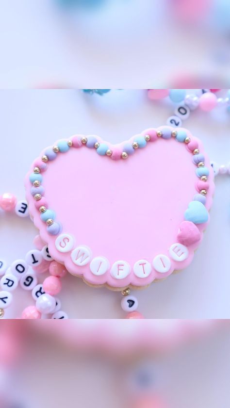 Cookie friendship bracelets 🫶🏼 We are in Taylor month and I’m busy making friendship bracelets for the concert in less than 2… | Instagram Friendship Bracelet Cupcake Cake, Friendship Bracelet Cake, Bday Food, Taylor Swift Cake, Diy Birthday Cake, Making Friendship Bracelets, Taylor Swift Birthday, The Concert, Decorated Cookies