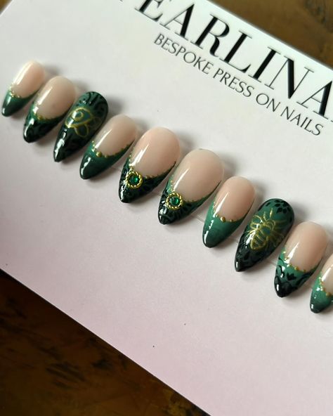 @bridgertonnetflix inspired press on nails!🐝💚 These nails were inspired by Penelope’s stunning green dress! I love how they turned out! #pressonnails #pressons #pressonnailsforsale #pressonnailslovers #nails #nailsnailsnails #bridgerton #bridgertonnetflix #bridgertonsonnetflix #polin #penelope #bridgertons #bridgertonseason3 #love #trending #trendingreels #smallbusiness #smallbusinessowner Bridgerton Nails Inspired, Bridgerton Nails, Douyin Nails, Money Nails, Bridgerton Inspired, Nails Inspo, Old Money, Press On Nails, Nail Inspo