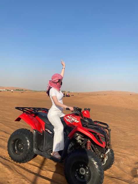 Dubai Safari Aesthetic, Safari In Dubai, Dessert Safari Outfit Women, Dubai Camel Ride Outfit, Dubai Dessert Outfits, Dessert Safari Outfit, Safari Dubai Outfit, Desert Safari Outfit Dubai Women, Dessert Safari Dubai Outfit Women