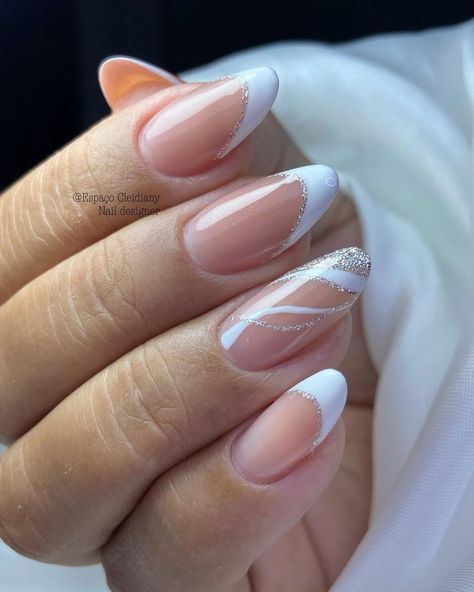 French Manicure Almond Nails, Nails Almond French, Ongles Gel French, Hoco Nails, Engagement Nails, Wow Nails, Formal Nails, Spring Nail Designs, Gel Nails Diy