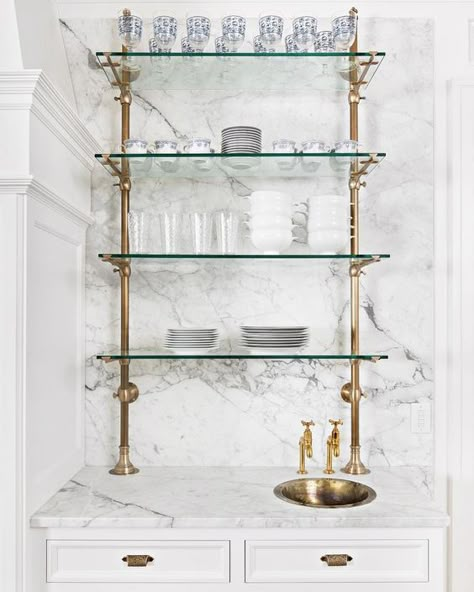 French Bistro Shelves in the Kitchen - Petite Haus French Bistro Shelves, Bistro Shelves, Bistro Shelving, Brass Shelving, Bistro Kitchen, Bar Shelves, French Country Kitchens, Open Kitchen Shelves, Home Bar Designs