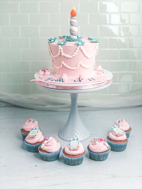 Alice In Wonderland Birthday Party Cake, Alice Cake, Alice In Wonderland Tea Party Cake, Alice In Onederland Cupcakes, Alice And Wonderland First Birthday, Onederland Birthday Party Food, Unbirthday Cake, Merry Unbirthday Cake, Alice In Onederland Cake