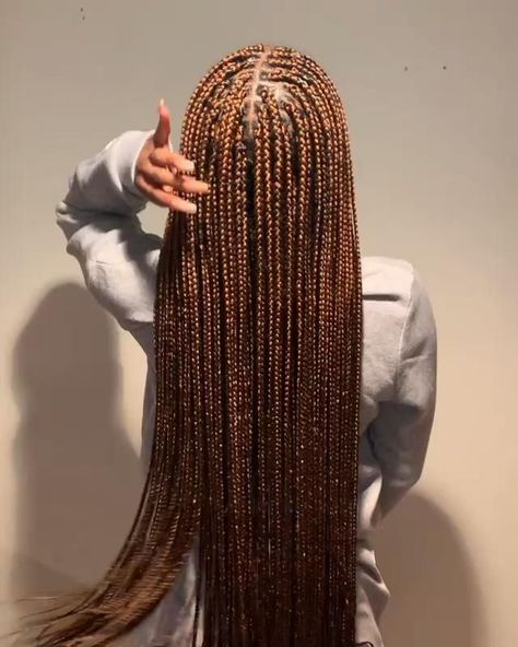 Butt length knotless braids Weave Braids, Brown Braids, Small Knotless, Knotless Box Braids, Colored Braids, Faux Locs Hairstyles, African Hair Braiding Styles, Box Braids Hairstyles For Black Women, Cute Braided Hairstyles