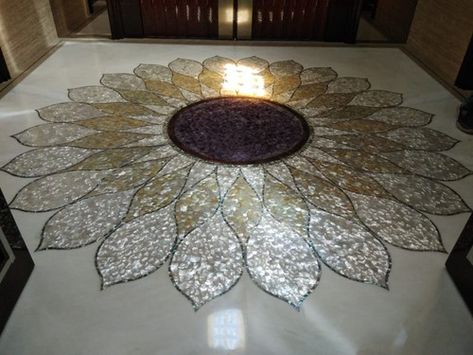 Marble Inlay Designs, Inlay Flooring, Marble Carving, Modern Art Sculpture, Marble Candle Holder, Temple Design For Home, Latest Living Room Designs, Inlay Design, Marble Candle