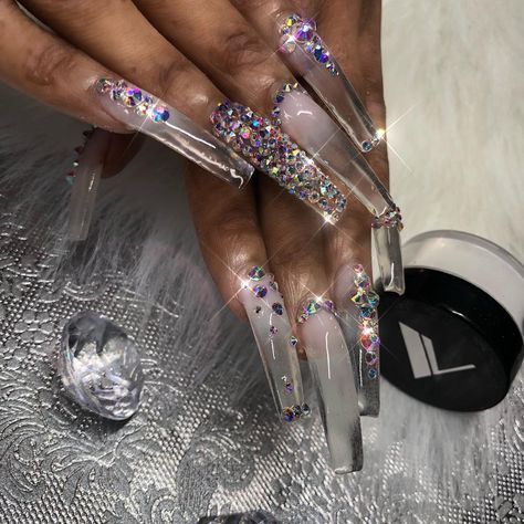 Iceeeeee meeee OUUTTTT Lol #WALKinsWELCOME Cute Nails For Spring, Boss Nails, Nail School, Valentino Beauty, Bday Nails, Ideas For Nails, Bling Ideas, Long Stiletto Nails, Sculptured Nails