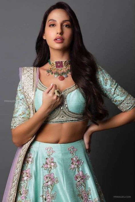 Nora Fatehi Hd Wallpaper, Aisha Rao, Nora Lovely, Nora Fatehi, Bridal Lehengas, Trendy Blouses, Trendy Blouse Designs, Bollywood Celebrities, Set Women