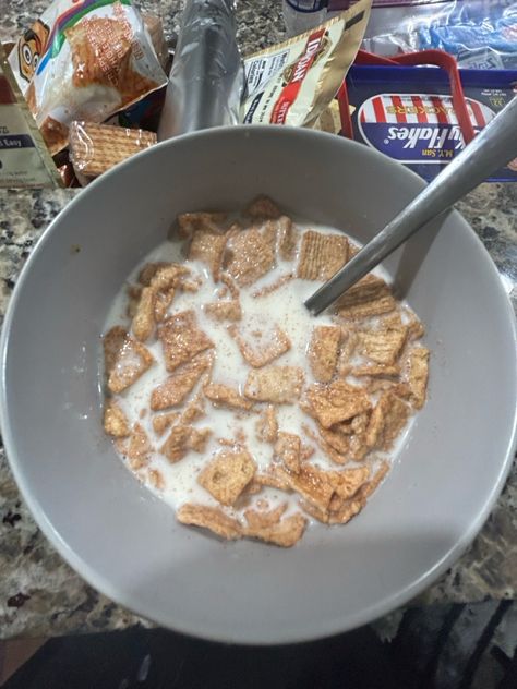 Cinnamon Toast Crunch, Cinnamon Toast, Cinnamon, Snack Recipes, Cereal, Toast, Snacks, Meat, Chicken