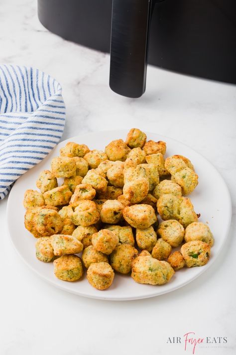 Air Fryer Frozen Okra is fast, easy, crispy, and perfect for dipping! Making frozen okra in the air fryer is the best way. Frying Frozen Okra, Air Fried Okra Frozen, Frozen Fried Okra In Air Fryer, Air Fryer Okra Frozen, Fried Okra From Frozen, Okra In Air Fryer, Frozen Okra Recipes, Breaded Okra, Frozen Okra