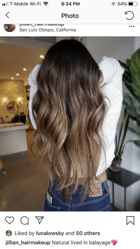 Trendy Balayage, Sombre Hair, Balayage Hairstyles, Balayage Technique, Brown Hair Inspo, Brunette Hair With Highlights, Gorgeous Hair Color, Brunette Balayage Hair, Brown Hair Balayage