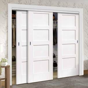 3 Door Closet Ideas, Built In Closet Wall, Bedroom Closet Doors, Fitted Wardrobe, Big Closet, 3 Door Wardrobe, Sliding Wardrobe Doors, Shaker Doors, Sliding Closet Doors