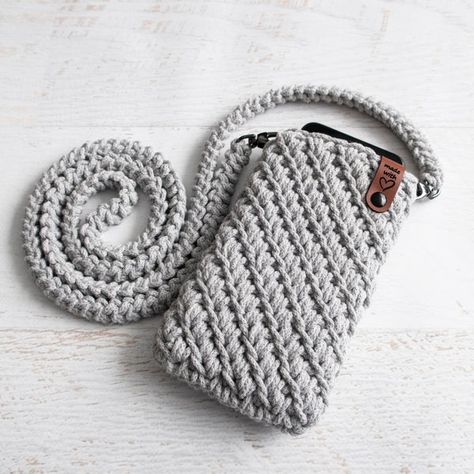 Crochet Mobile Phone Bag Free Pattern, Knit Phone Bag, Phone Bag Crochet Pattern Free, Crochet Cellphone Pouch Free Pattern, Phone Crochet Bag, Crochet Phone Strap, Crochet Phone Bag Free Pattern, Phone Bag Crochet Pattern, Crochet Phone Case Pattern Free